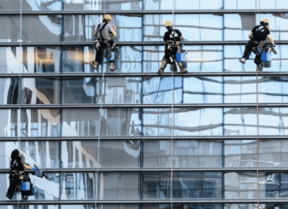 Expert Advice on Cleaning Windows and Doors Richmond Hill