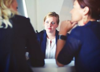 How to Hire a Lawyer: 5 Things to Look For in a Personal Injury Attorney
