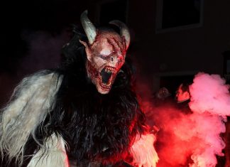 7 Great reasons to start playing Path of Exile, the worthy successor to Diablo