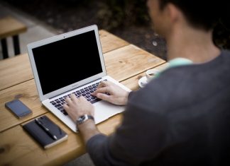 How to Find a Suitable Assignment Writing Topic