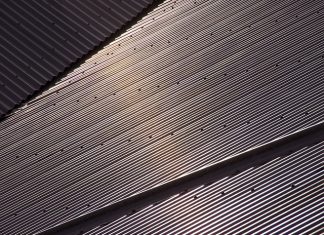 Metal roof vs asphalt shingles: which option is more durable, more affordable and more popular