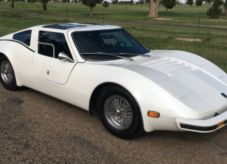 Bradley GT – One of the First Fiberglass Cars