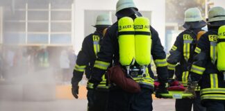 Fire Fighting, Helm, Firefighters, Rescue, Risk