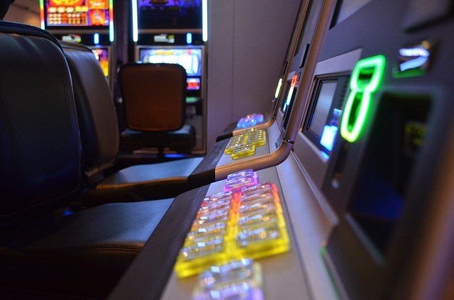 slot-machine-g1062cb4c4_640