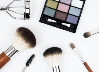 Tips to Save Money On Your Favorite Beauty Products