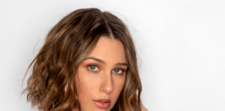 X20-1455-TexturizaSocialAds-05-Maggie3-2000x2000.png