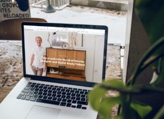 Website Creating Ideas for Small Business Owners MacBook Pro on top of brown wooden table during daytime