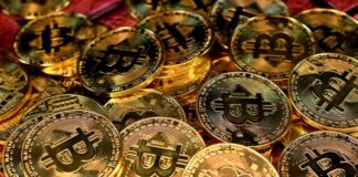 gold and silver round coins