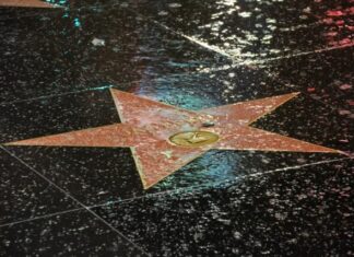Celebrity Relationships That We Can’t Get Enough Of