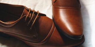 brown leather lace up shoes