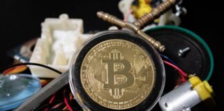 black and gold round case