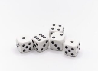 Exploring the Bitstarz Free Bonus and Its Benefits for Online Casino Players game, dice, roll the dice