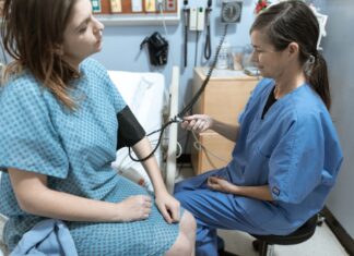 7 Ways Nurses Can Advance Their Careers