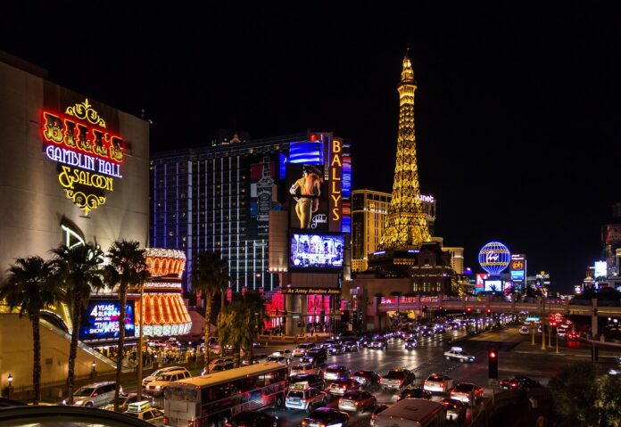 Photo by zzim780 las vegas, united states of america, night
