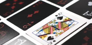 queen of spade playing card