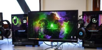black flat screen computer monitor