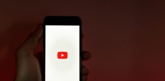 Youtube in smartphone