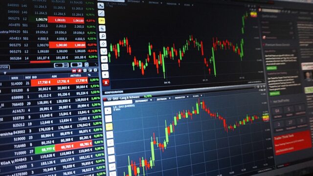 Photo by PIX1861 chart, trading, courses