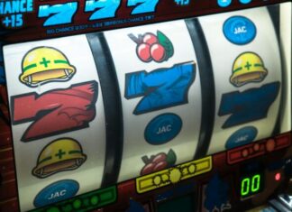 Strategi Terbaik Untuk Menang Di Slot Online Slot 88 DI WIN 88 slot machine displaying three seven