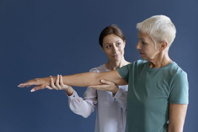 senior-woman-doing-occupational-therapy-session-with-psychologist