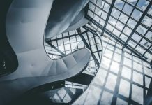 Finding the Right Atlanta Glass Company for Your Business Budget close up photo of clear glass building