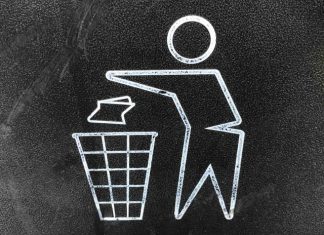 Busting Myths About Commercial Recycling and Waste Management litter signage