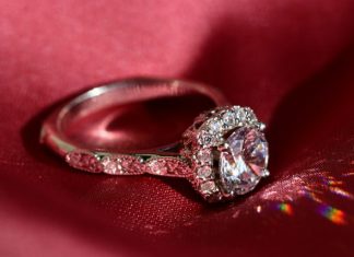 Know Your Diamond Cuts Before You Buy That Ring! silver diamond ring on red textile