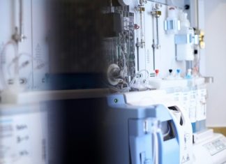 How Ion Chromatography Improves Laboratory Testing Precision white and black electric sewing machine