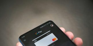 black samsung android smartphone displaying icons