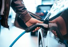 Why Turnkey Charging Lowers Risk for New EV Investors