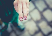 person point two fingers forward