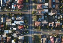 top-view photography of houses at daytime