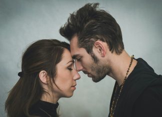 Before the Relationship Talk: Sort Facts, Hopes, and Assumptions man and woman kissing each other